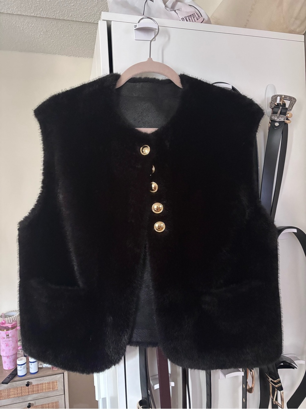 Reversable vest